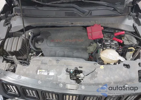 2020 Jeep Compass Altitude 4X4 z USA, uszkodzony, nr VIN 3C4NJDBB6LT139601